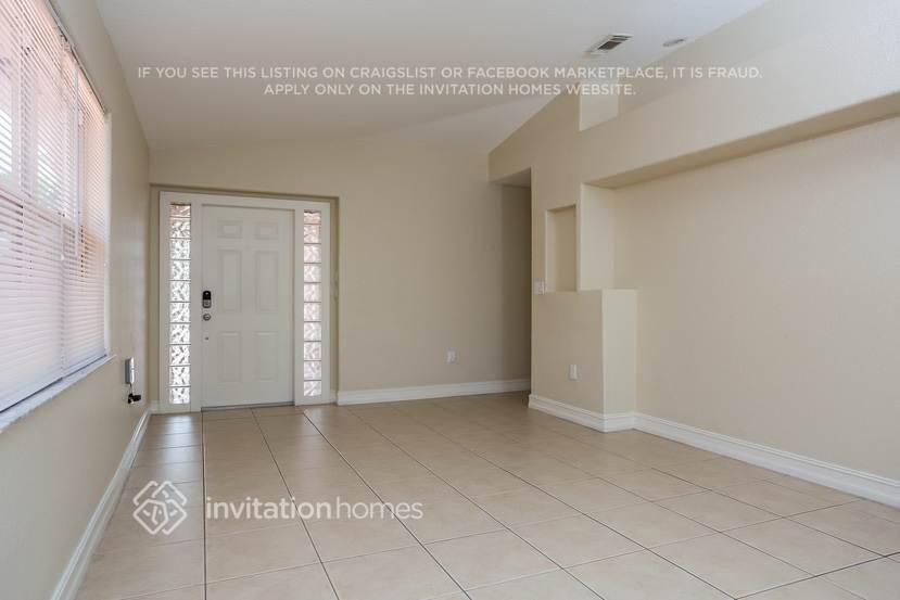 Building Photo - 7300 W 34th Ct