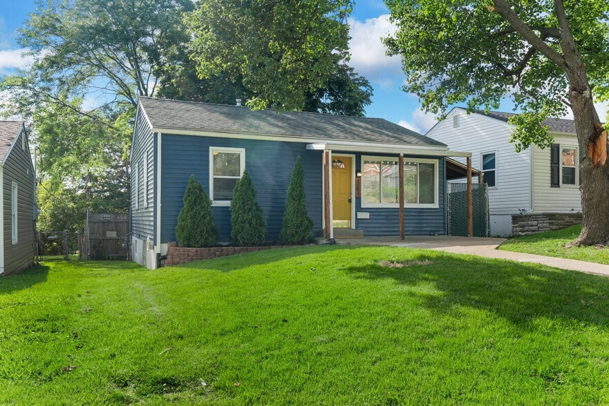 Building Photo - 6444 Wade Ave