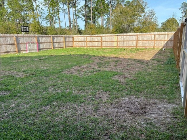 Building Photo - Charming 4 bedroom 3 bathroom in Yellow River Ranch