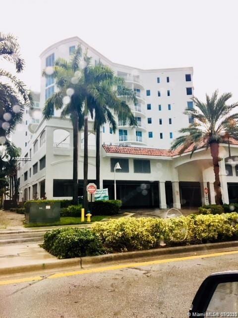 Building Photo - 3000 NE 188th St