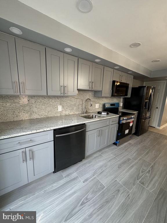 Building Photo - 524 Federal St