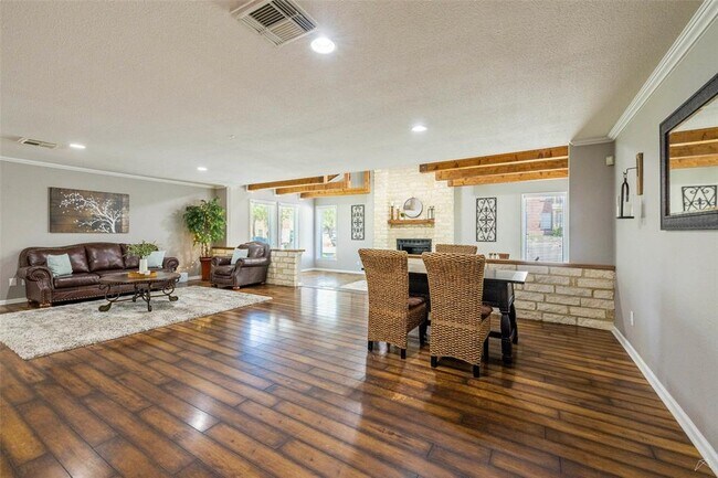 Building Photo - 2323 Wells Branch Pkwy