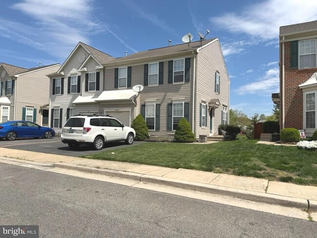 Building Photo - 209 Nob Hill Way