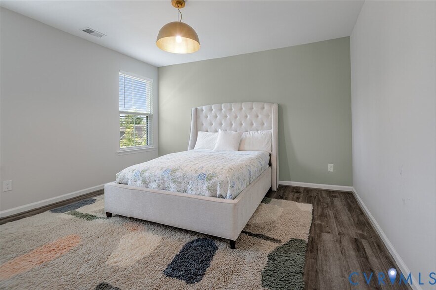 Building Photo - 16848 White Daisy Loop