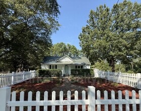 Building Photo - 2203-A Patterson Road
