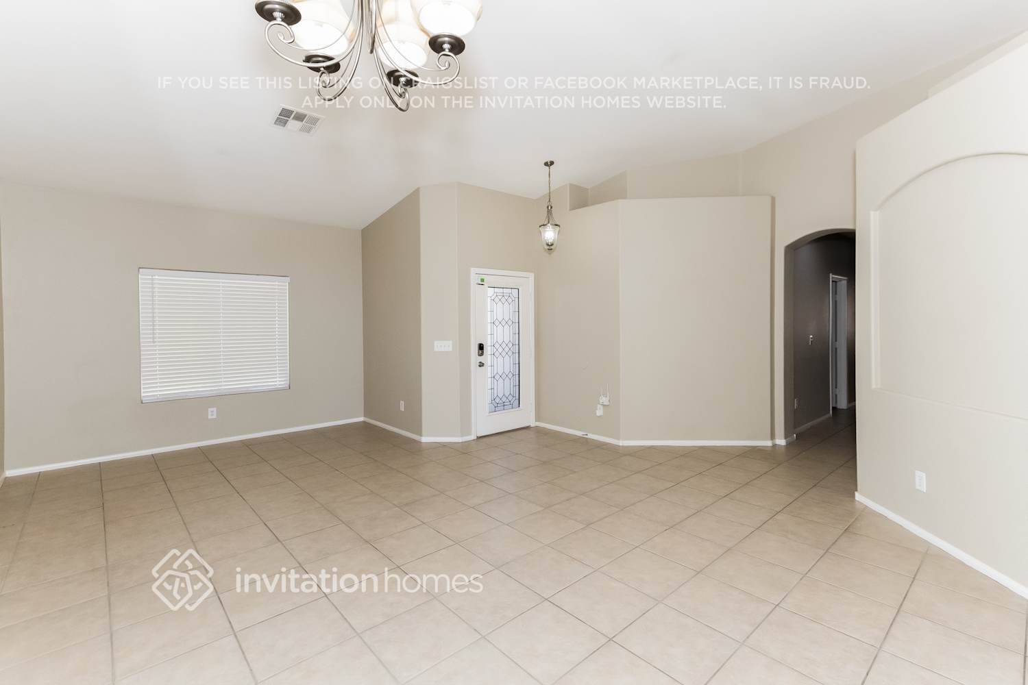 Building Photo - 5904 Buena Tierra St