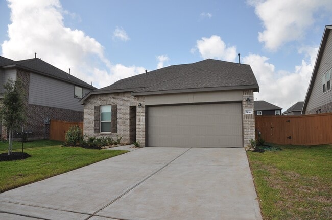 Primary Photo - 32327 Melbrooke Dr