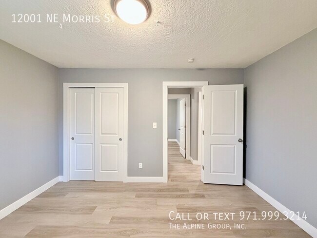 Building Photo - 12001 NE Morris St