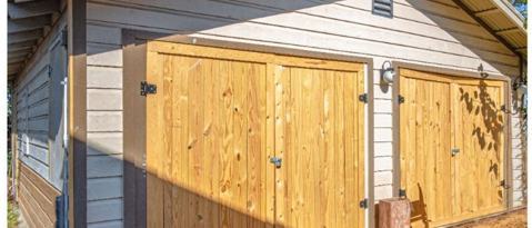Building Photo - 639 Canton-