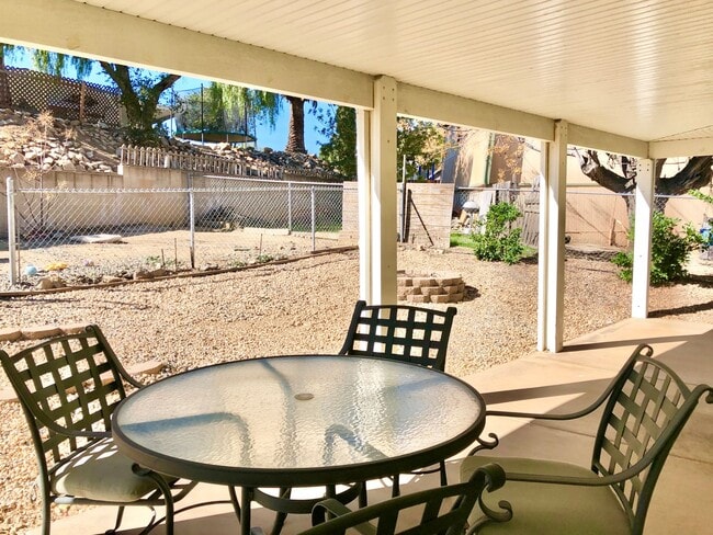 Building Photo - Awesome Updated Single Story in The Darling "Farm" Community of Wildomar, Close to Everything, bu...