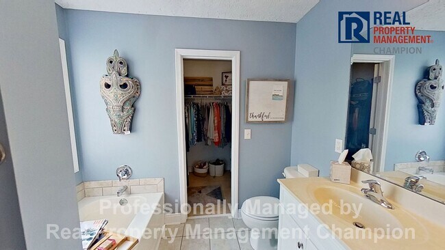 Building Photo - Immaculate Home Featuring Open Floorplan, Soaring Ceiling and Bonus Room