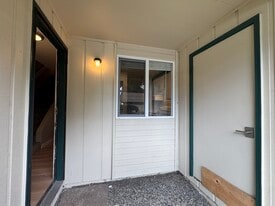 Building Photo - 12383 SW Walnut St