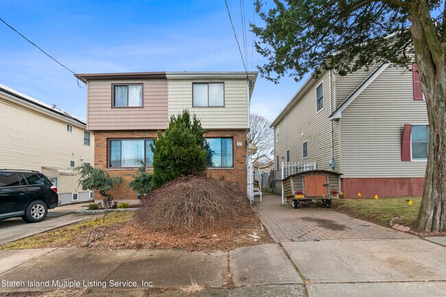 Primary Photo - 37 Livingston Ave