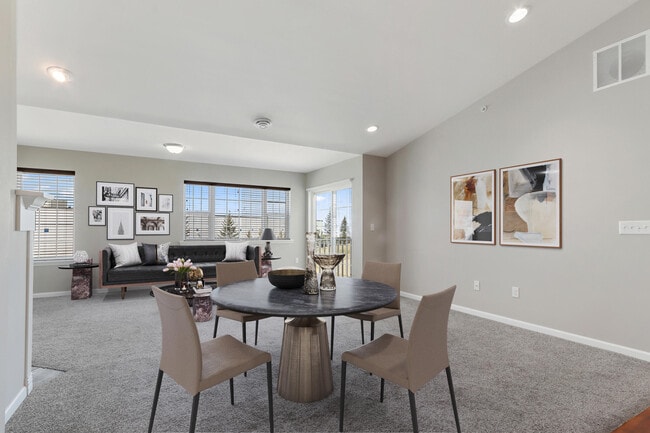 Building Photo - 775 Southwind Dr