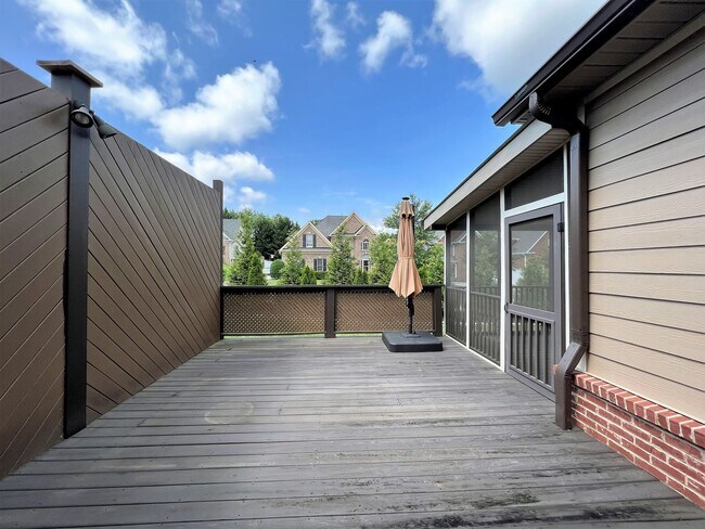 Building Photo - Stunning 4 bedroom in the Polo Club in Wes...