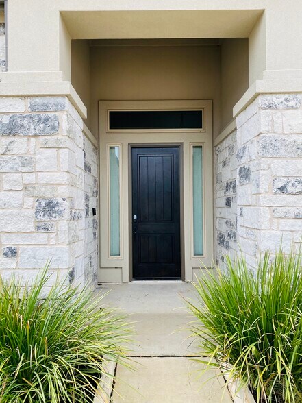 Building Photo - 20108 Cloughmore Ct