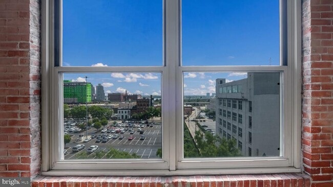 Building Photo - 444 N 4th St