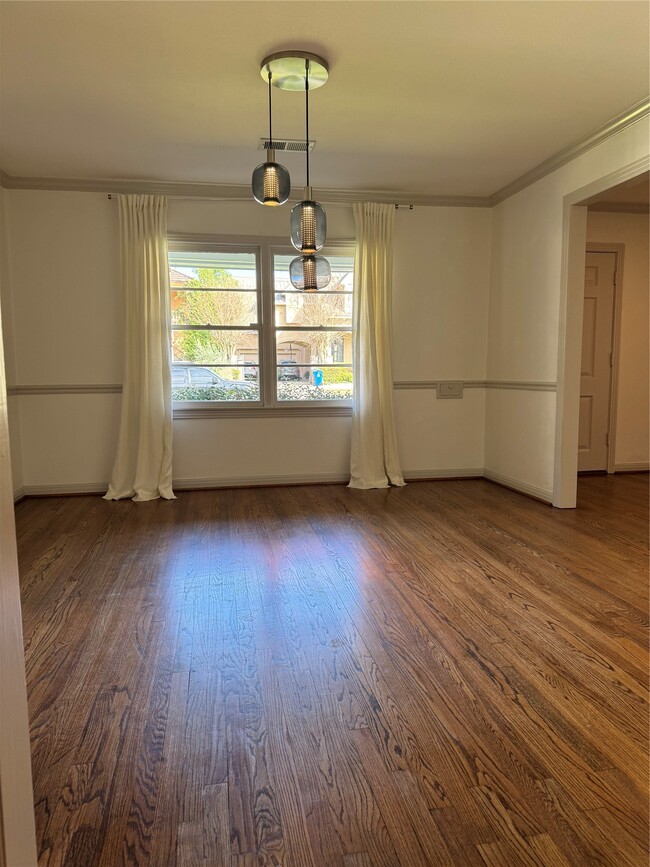 Building Photo - 3805 Piping Rock Ln