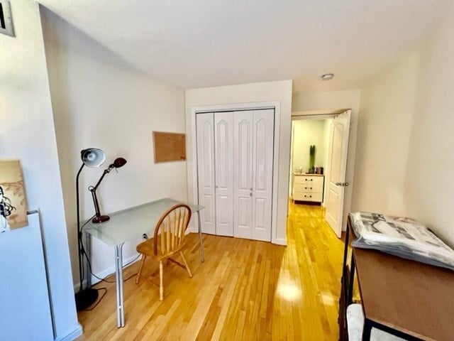 Building Photo - 19 Wiget St