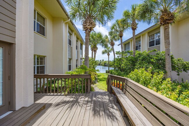 Building Photo - 26868 Wedgewood Dr