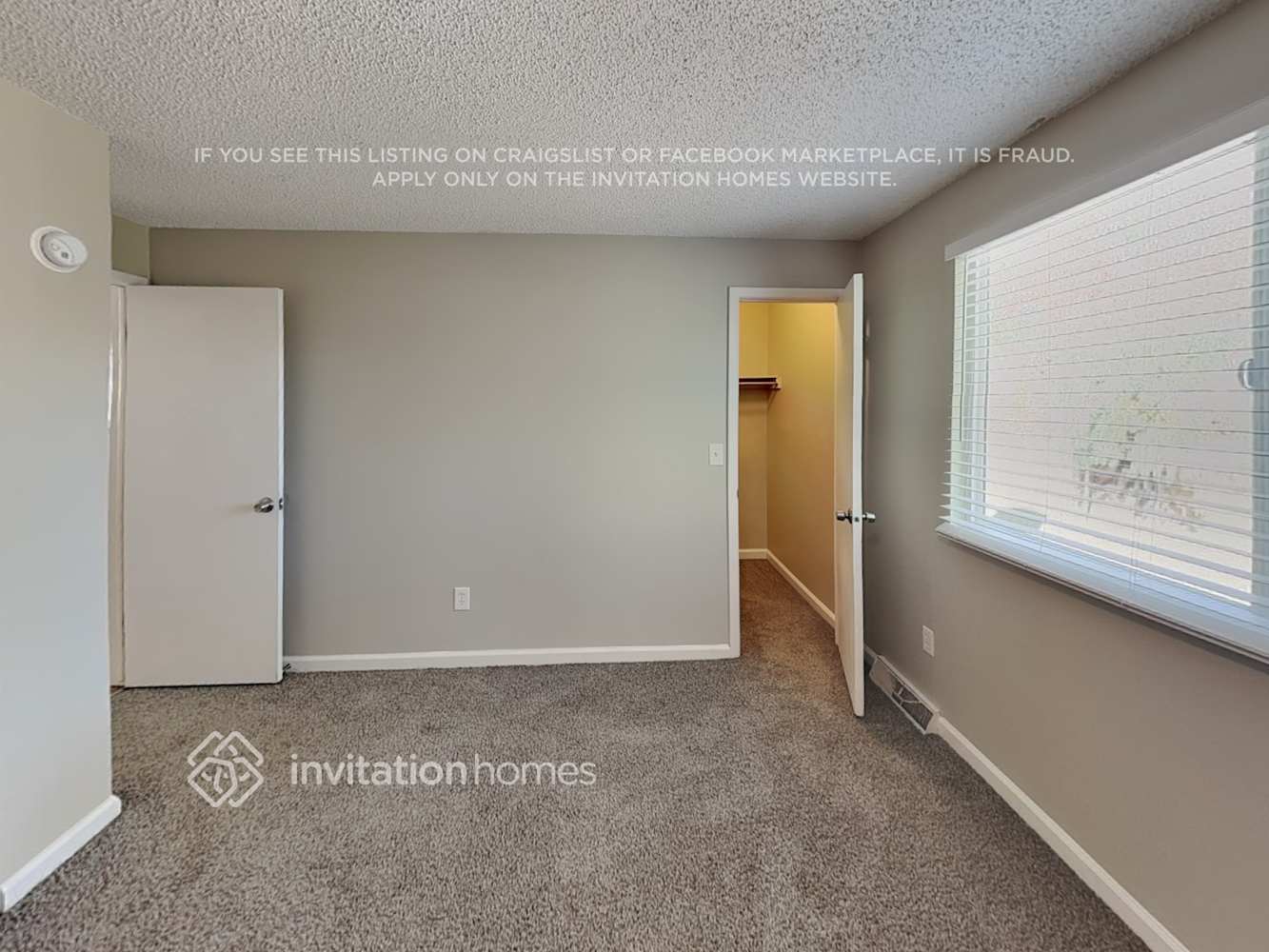 Building Photo - 10941 Albion Dr