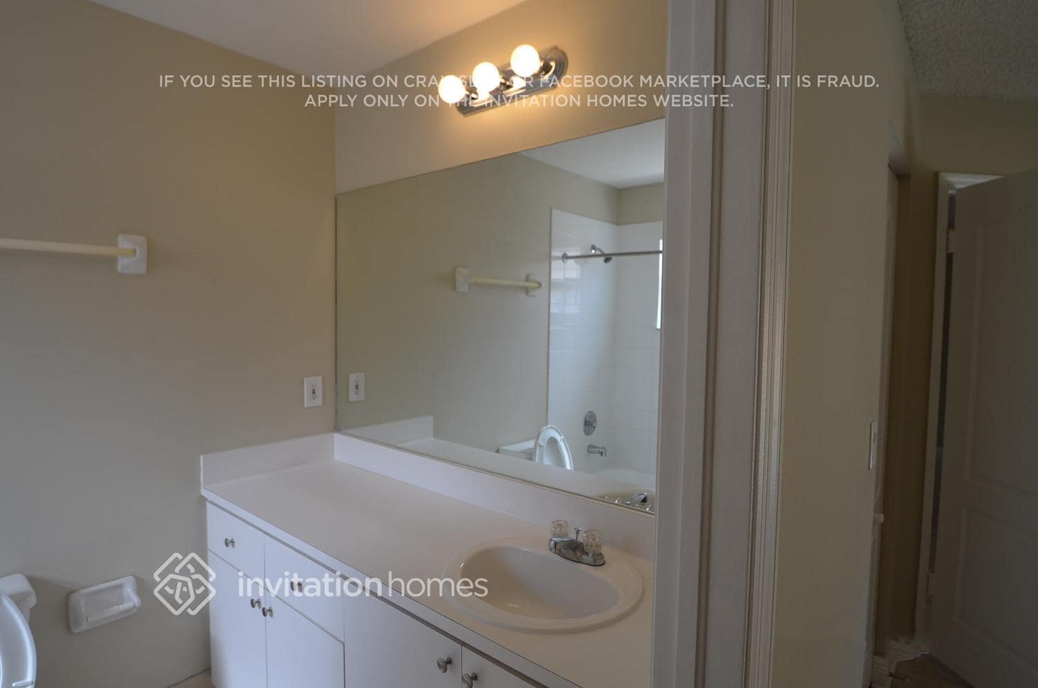 Building Photo - 21529 SW 88th Ave