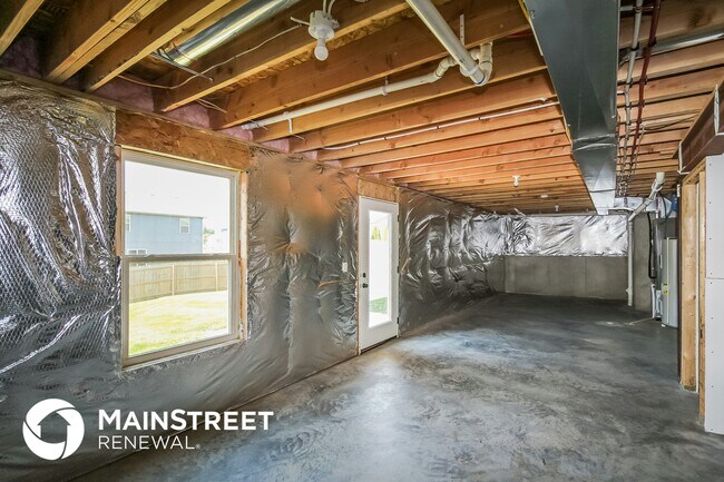 Building Photo - 9916 Webster Cir