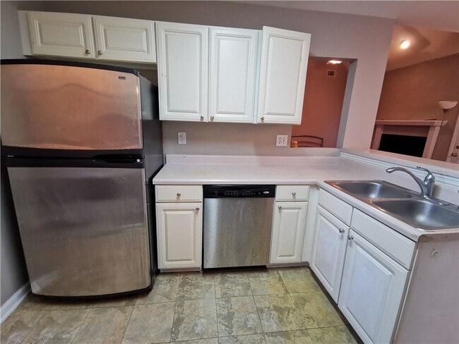 Building Photo - 873 Ashwood Walk