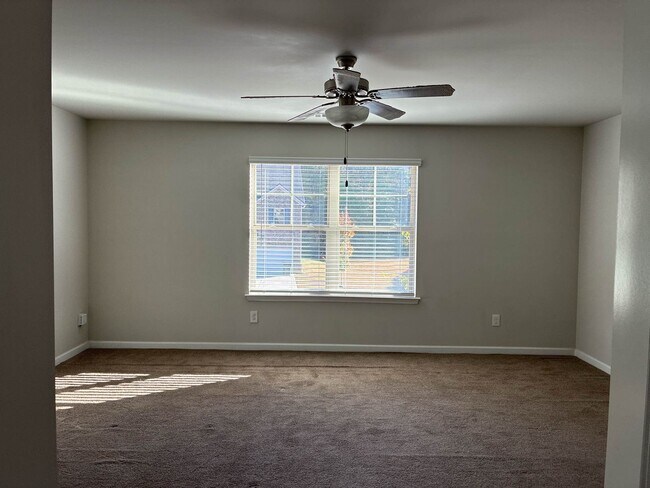 Building Photo - Lovely 3 bedroom 2 bath in Brookdale at Locust Grove Station-Ask about move in specials!