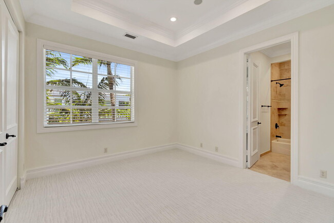 Building Photo - 953 Banyan Dr