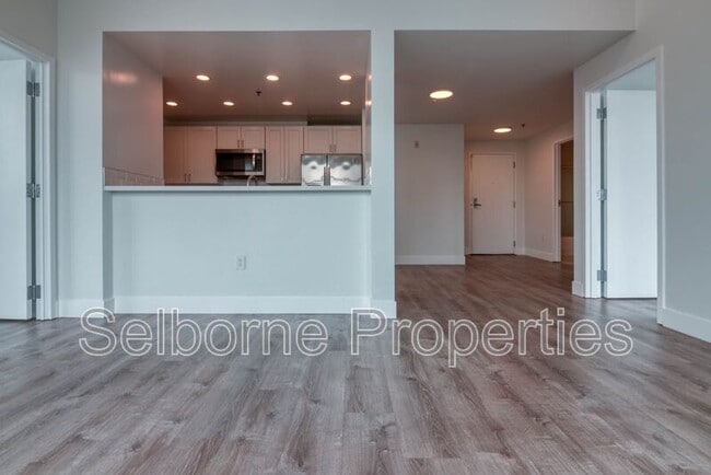 Building Photo - 1401 Jackson St