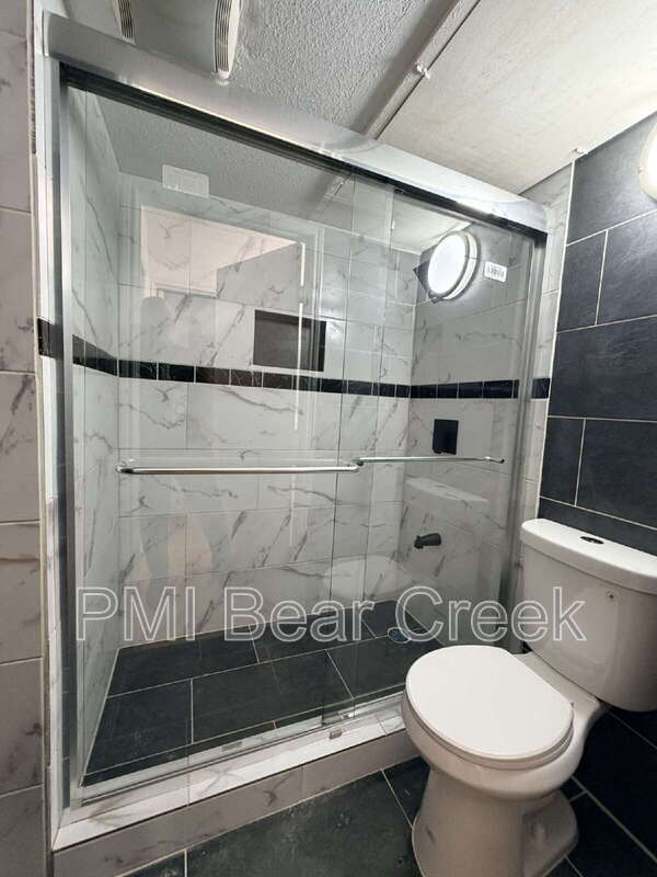 Building Photo - 9550 Deering Dr
