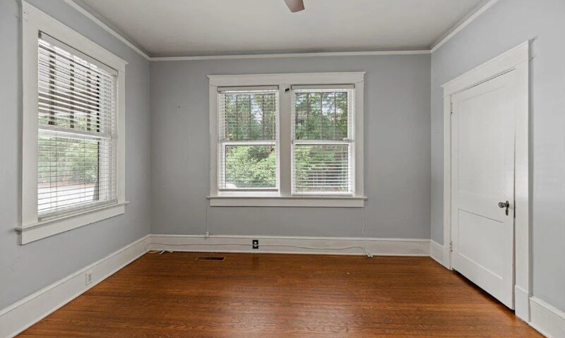 Building Photo - 401 S Franklin Dr