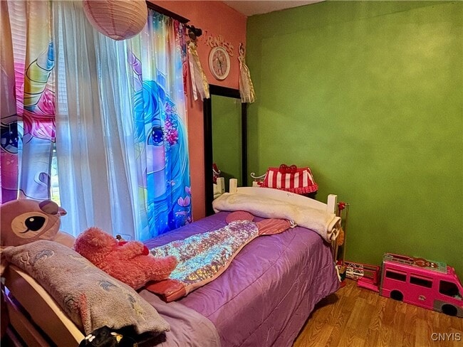 Building Photo - 204 E Bloomfield St