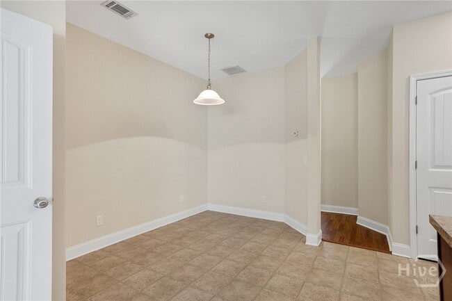 Building Photo - 190 Canyon Oak Loop
