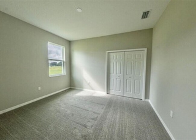 Building Photo - Executive 4/3 Rental
