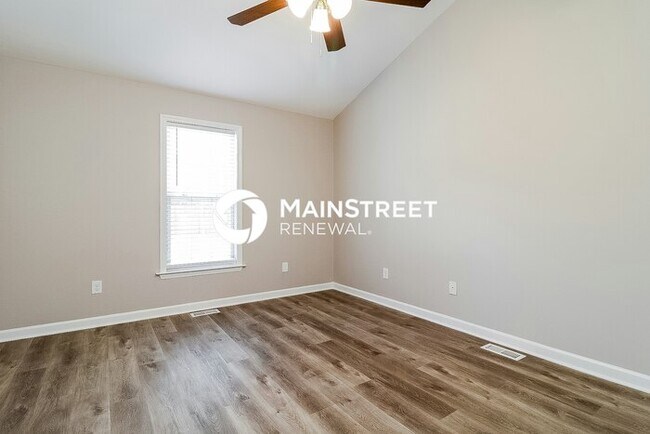 Building Photo - 120 Dullis Cir