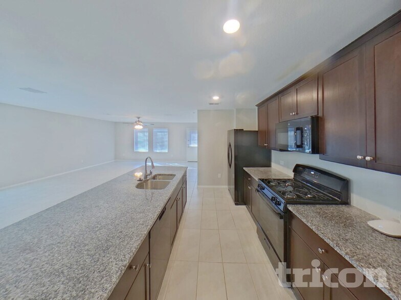 Building Photo - 1732 Clairborne Ct