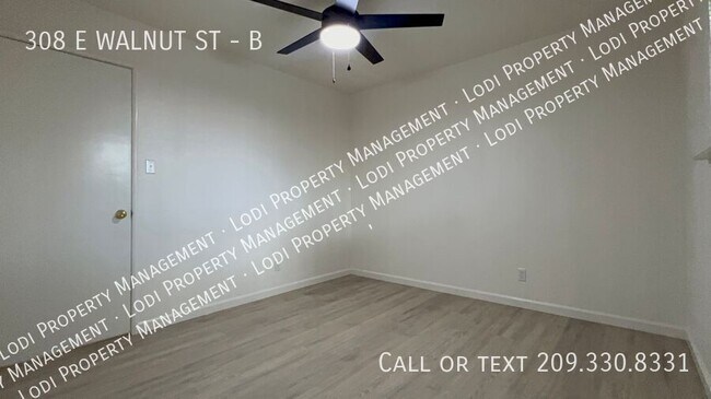 Building Photo - 308 E Walnut St