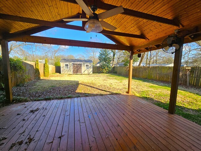 Building Photo - 23 McAdoo Ave