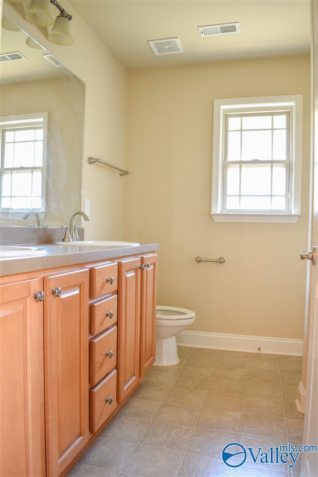 Building Photo - 226 Fields Pond Dr