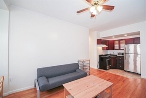 Building Photo - 40 St Botolph St