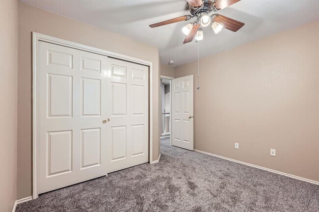 Building Photo - 10517 S Canoa Hills Trail