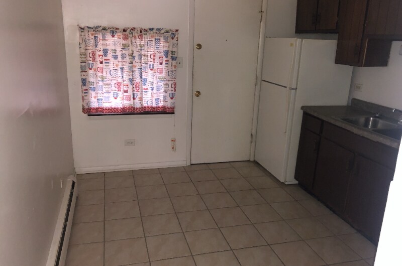 Building Photo - 3913 W 124th Pl