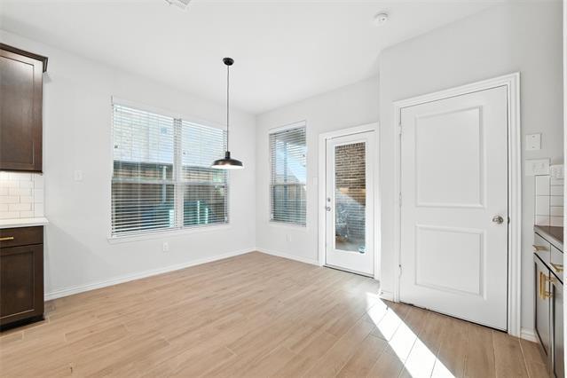 Building Photo - 2141 Olivereta Dr
