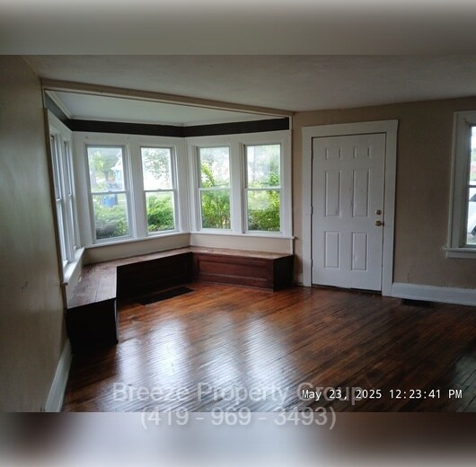 Building Photo - 226 Langdon St