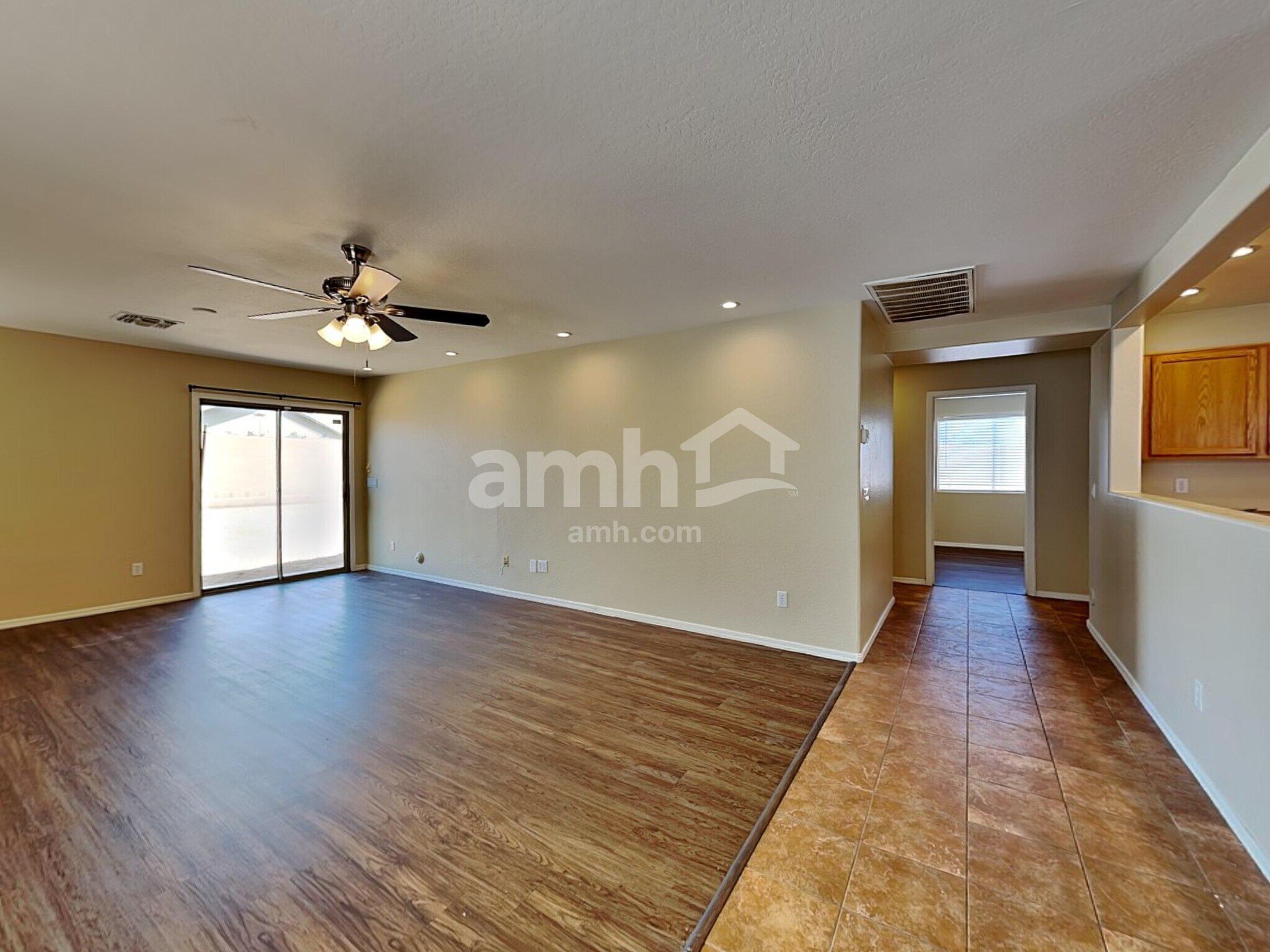 Building Photo - 10406 W Miami St