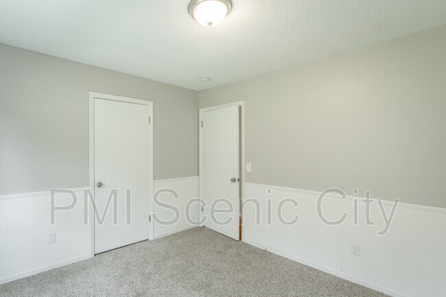 Building Photo - 5907 Browntown Rd