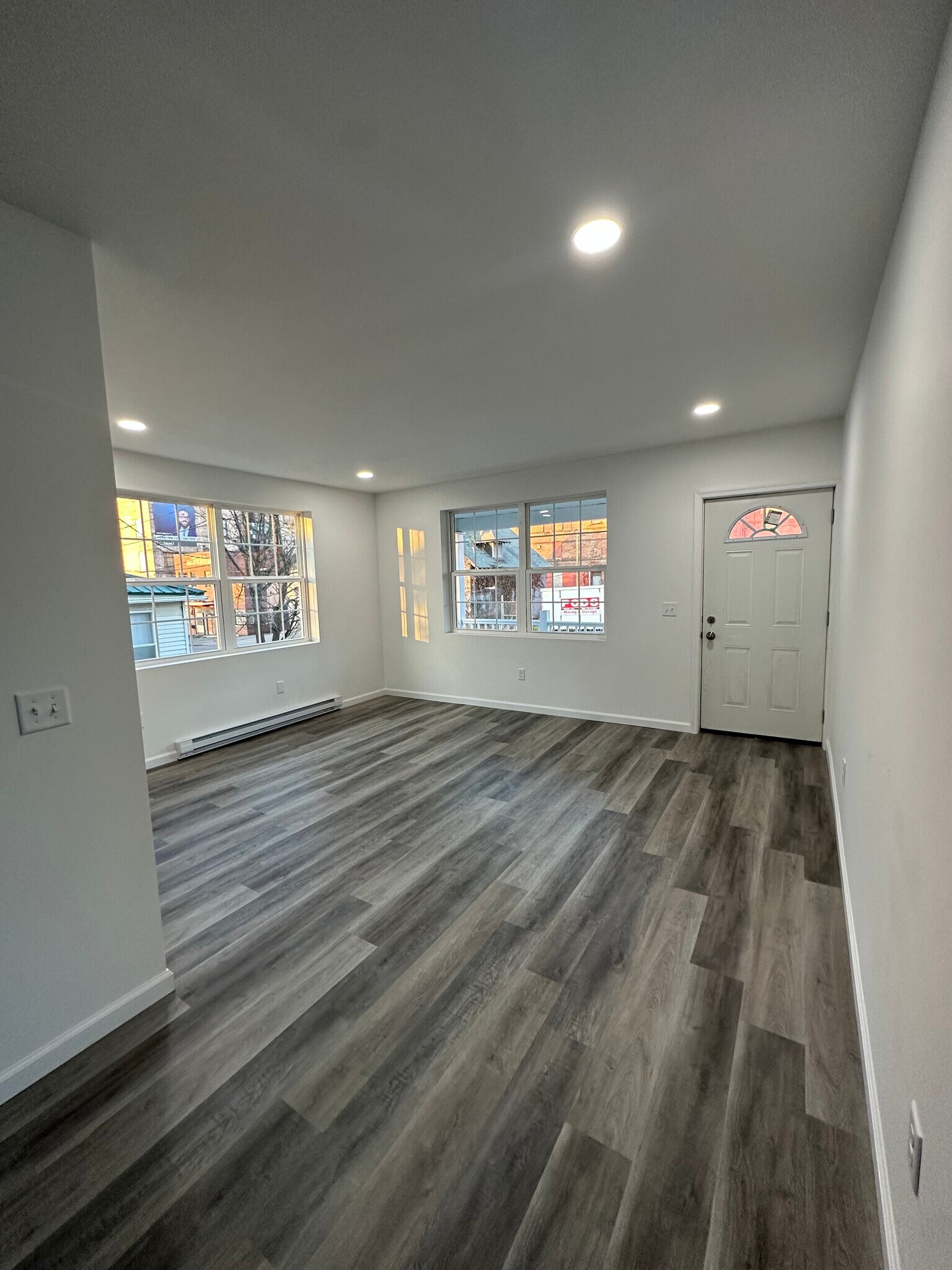 Building Photo - 316 Cherry St