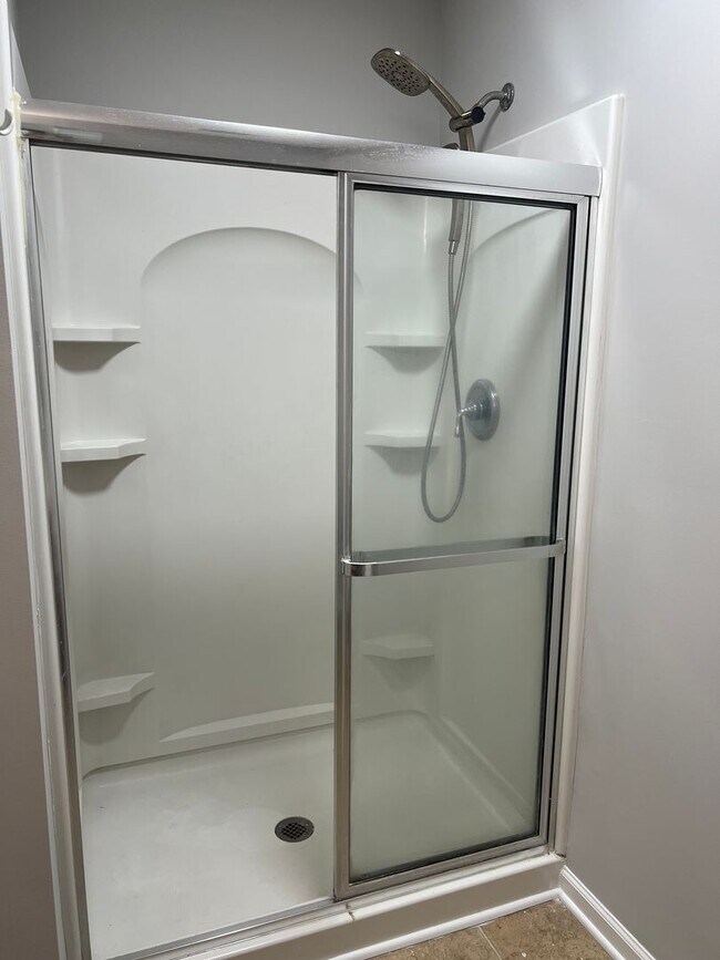 Building Photo - Lovely Bluffton Park House